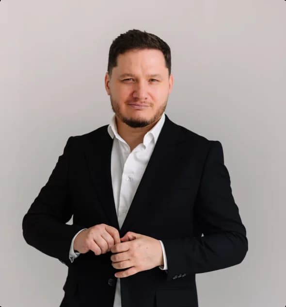 Антон Садиков