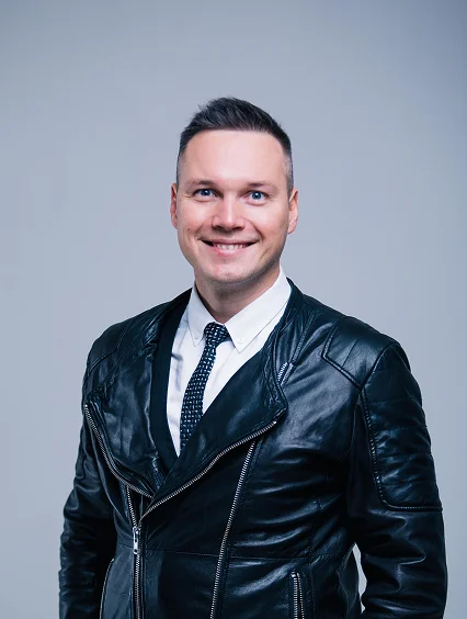 Денис Сидора